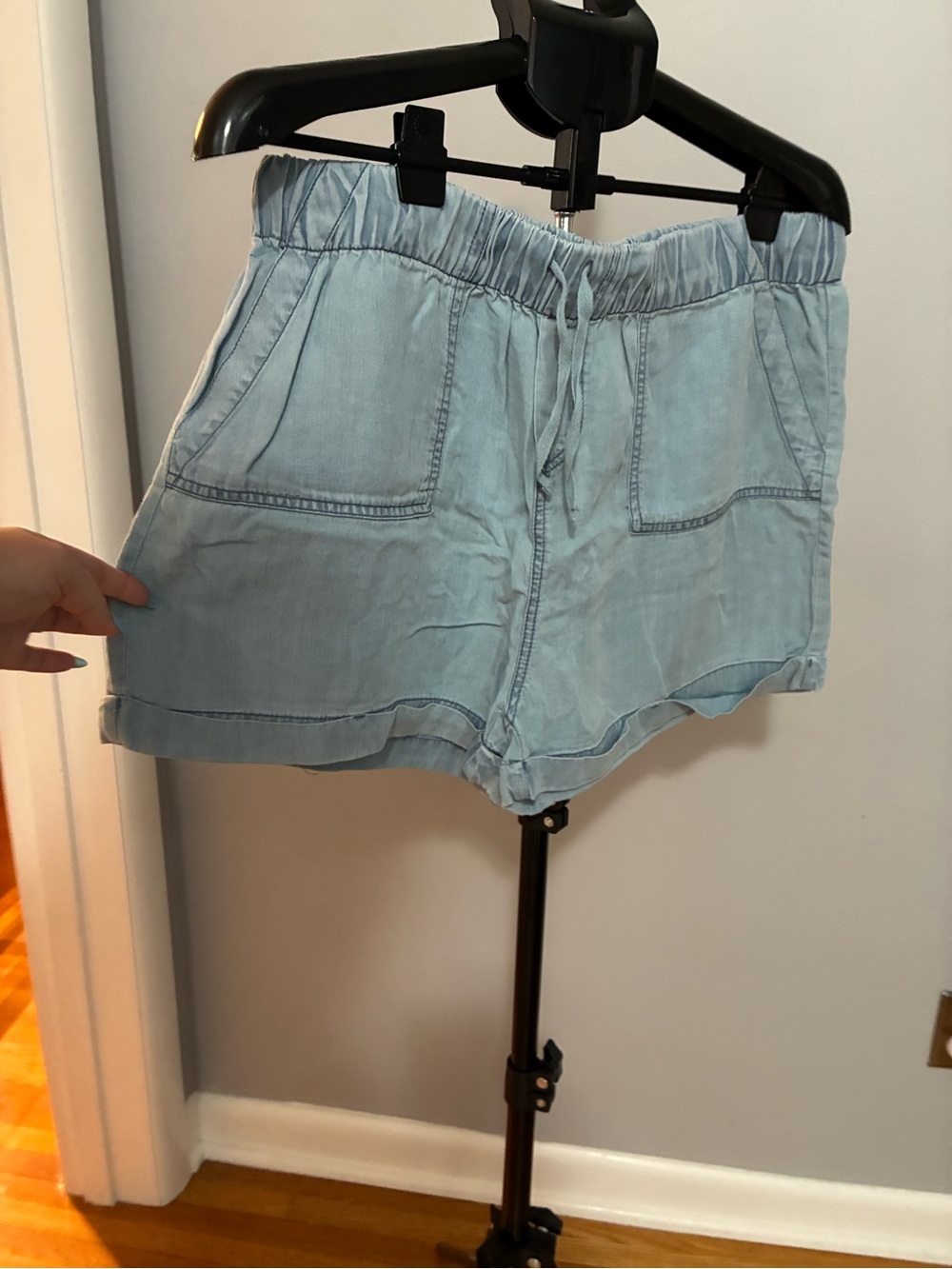 Velvet Heart Light Blue Elastic Waist Denim-Look Shorts Size XL